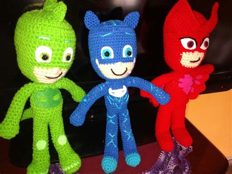 Héroes En Piyama Crochet Amigurumi Heroes En Pijamas Festivos Y