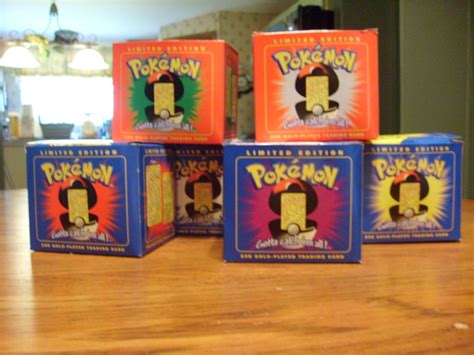 Für diese variante sind keine fotos verfügbar. Pokemon Ball - 23K Gold-Plated Trading Cards Set: (1999, Limited Edition