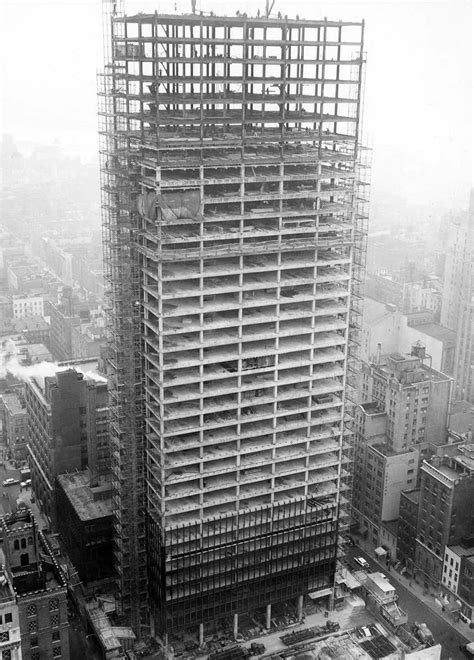 Seagram Building In New York By Mies Van Der Rohe Archeyes Seagram