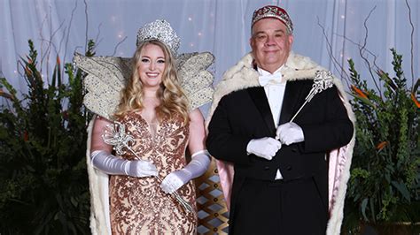 Krewe Crowns 2019 King And Queen Daily Leader Daily Leader