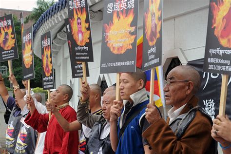 Exiled Tibetans Conflicted Over Immolations India Real Time Wsj