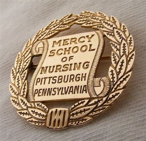 Mercy School Of Nursing Graduation Pin Pittsburgh Pennsylvania 1948