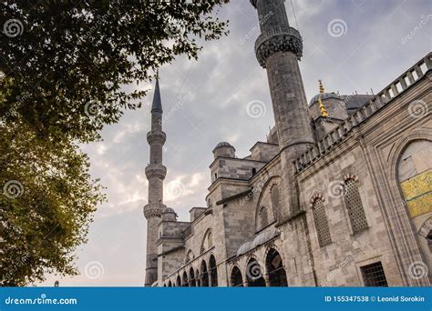 Mezquita Azul Sultan Ahmet Cami De La Muselina En Estambul Turqu A