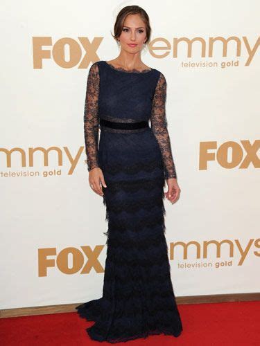 Best Dresses At The 2011 Emmy Awards Emmy Awards Red Carpet Dresses