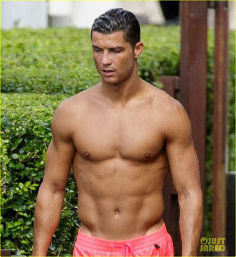 Cristiano Ronaldo Flaunts Perfect Summer Body In Tiny Trunks Erofound