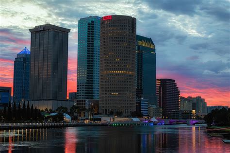 Pink Sky In Morning Pink Sky In Morning Tampa Florida Pl Flickr