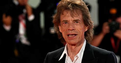 Mick Jagger Comemora Fim Do Lockdown Em Nova Música Eazy Sleazy