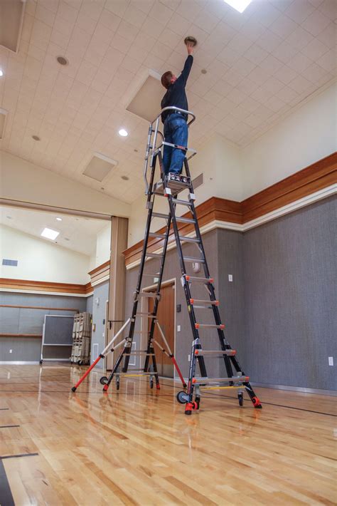 Little Giant Fiberglass Safety Cage Platform Ladder 6 To 10 Ft Ladder