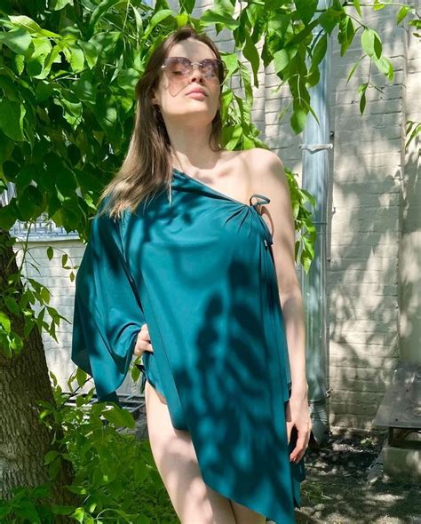 Pin By Curvy Goddesses On Svetlana Brashop Ru Model One Shoulder Dress Shoulder Dress