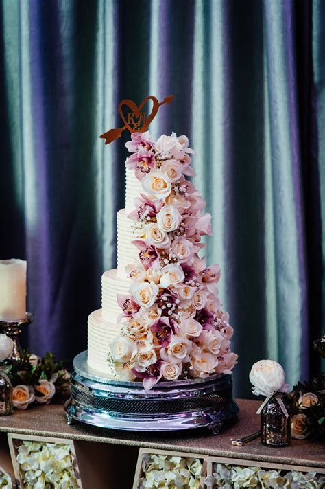 Feel free to change the cake and frosting flavors to whatever is your favorite. O'Carrolls Cakes, Killarney - Faux Wedding Cakes