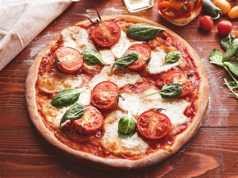 Recette Pizza Italienne Traditionnelle Brigade Hocar Le M Dia