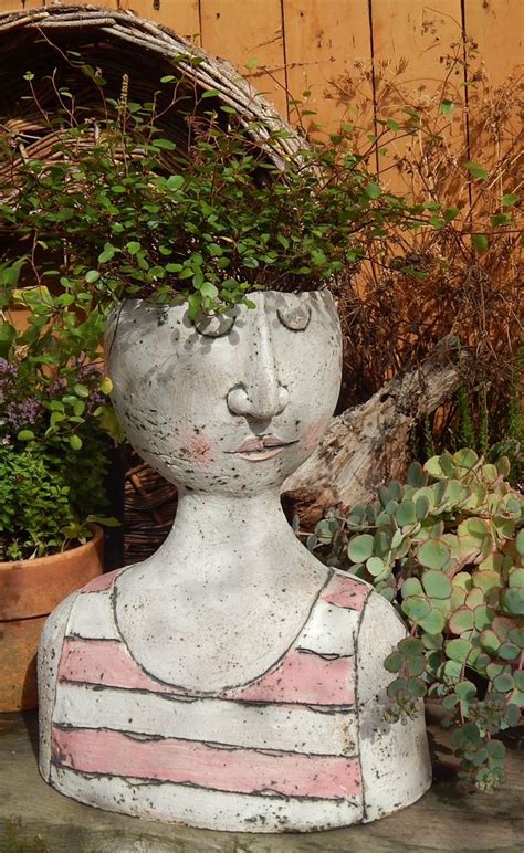 Weitere ideen zu skulpturen, garten, gartenskulpturen. Petra de Jong Berger in 2020 | Gartenskulptur, Gartenkunst ...