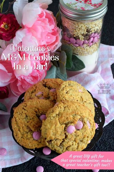 These m&m pudding cookies are, as the title implies, soft and chewy. Valentine M&M Cookies in a Jar - Lord Byron's Kitchen