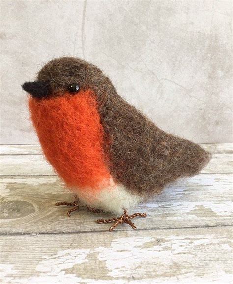 Learn How To Needle Felt With This Gorgeous Needle Felting Robin Kit