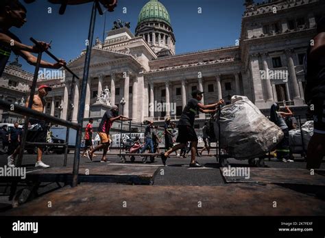 Alejo Manuel Avila Le Pictorium Maxppp La Federation Argentine Des