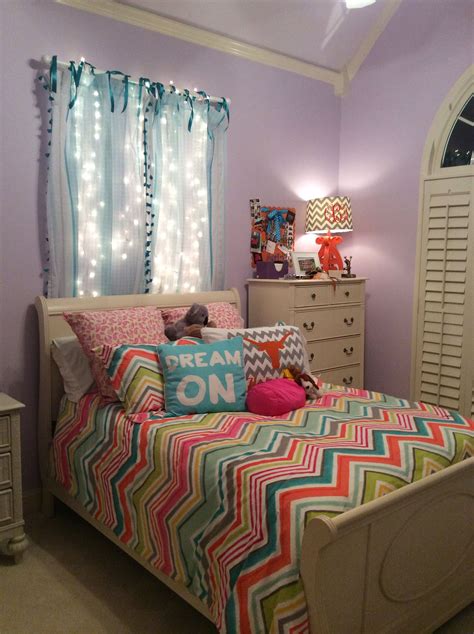 Adding a strand of tiny glowing light to your bedroom decor is an easy and inexpensive way to take the cozy factor up a notch, as well as helping you wind down before sleep. Pin on bedrooms