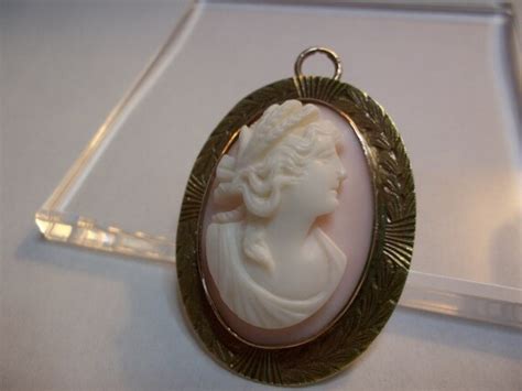 Reserved Carved Italian Conch Cameo In 10kt By Maisonettedemadness