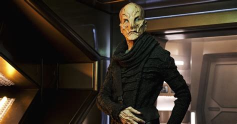 'the shape of water' and 'star trek' actor spoke with et at the aarp movies for grownups awards. Star Trek: Discovery's Doug Jones Talks Saru's Role In the ...