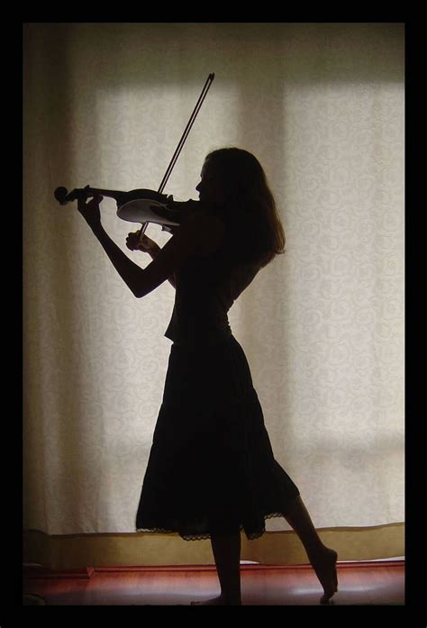 Violinist By Nighttimebird Musique Peinture Violon Femme Violoniste