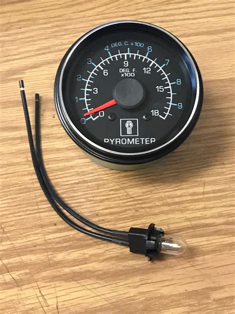 New Paccar Oem Kenworth W900b 3 Pyrometer Gauge 0 1800°f W Logo