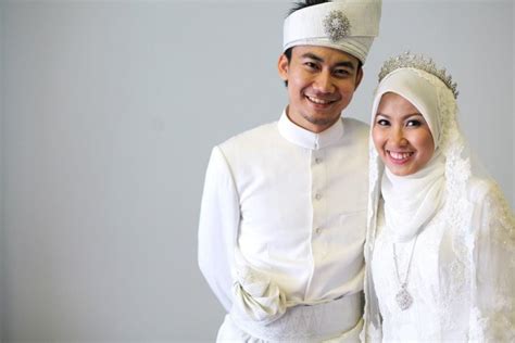 Find and follow posts tagged akad nikah on tumblr. baju akad nikah cantik - Google Search | Wedding hijab ...