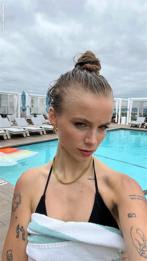 Anna Shumate Annashumate Nude OnlyFans Leaks The Fappening Photo FappeningBook