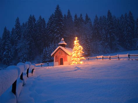 Photos Of Churches In The Snow Best Christmas Photos