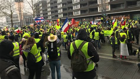 Protest Gele Hesjes In Maastricht Tegen Rutte En De Eu