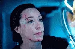 Maureen Robinson Molly Parker Gif Maureen Robinson Molly Parker Lost In Space Discover