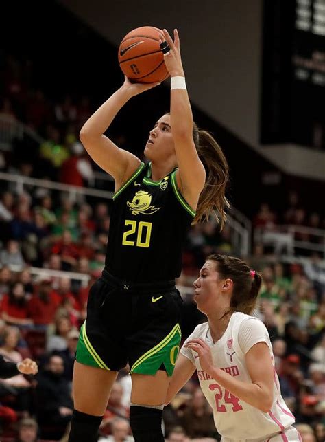 Sabrina Ionescu Pulls Off An Ncaa First Hours After Kobe Bryant