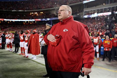 Andy Reid Reacts To Travis Kelce Punching Teammate At Chiefs Practice