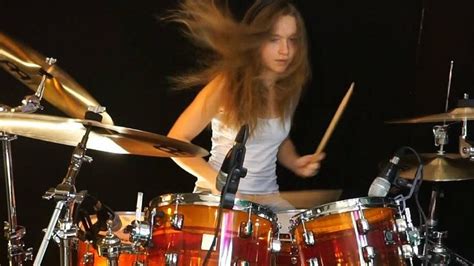 Pin By Oli 28923 On Sina Doering Sinadrums Drum Cover Drums