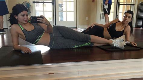 Pin By Rey R On Kylie Kylie Jenner Workout Kylie Jenner Body Kylie