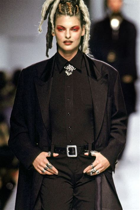 Jean Paul Gaultier Springsummer 1995 Linda Evangelista How To Wear