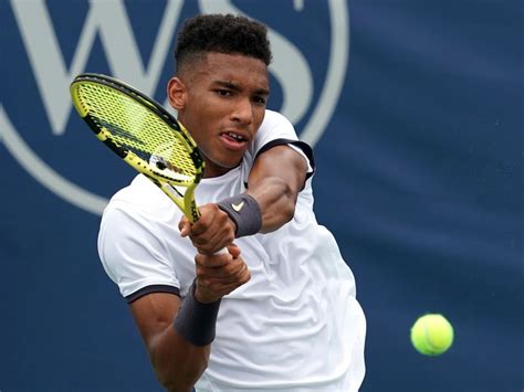 Felix never misses celebrating festivals with nina. Félix Auger-Aliassime passes first test at Western and ...