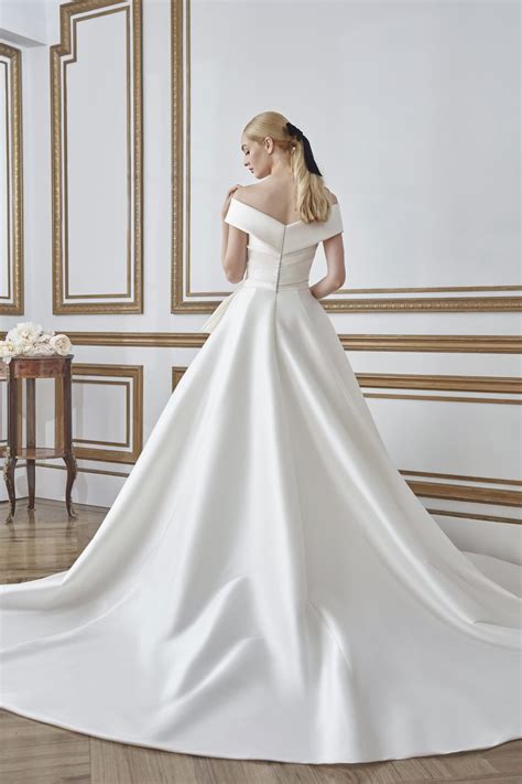 Off The Shoulder Ball Gown Wedding Dress Kleinfeld Bridal