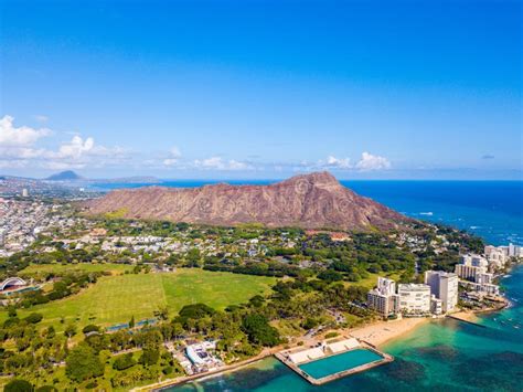 Beautiful View Of Honolulu Diamond Head Volcano Including The Hotels