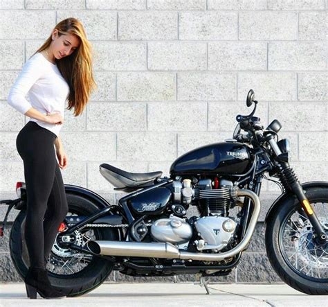 Pin By Sonia Yaman On Girls And Motorcycles Triumph Bobber Triumph