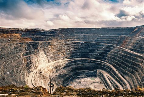 The Worlds Top 10 Gold Mines Canadian Mining Journal