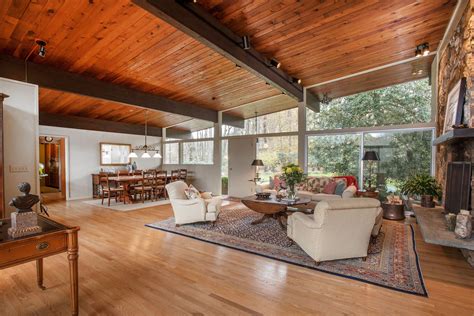 Photo 4 Of 12 In Own An Iconic Midcentury In New Canaan For 155m