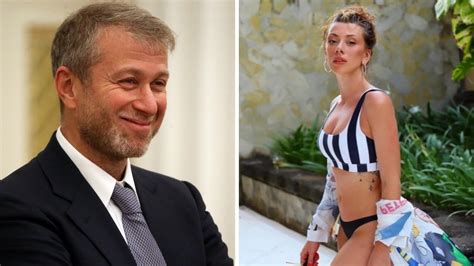roman abramovich dating actress with ukrainian heritage russia ukraine war chelsea sale news
