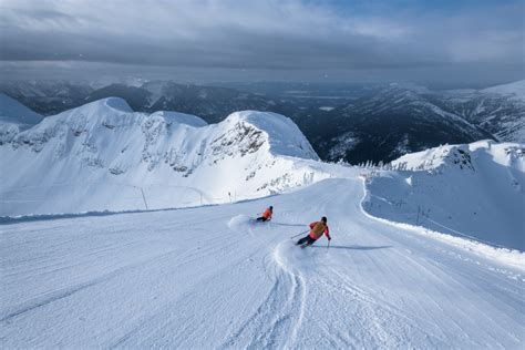 10 Reasons To Ski Bc Canada Snow Travel Expo