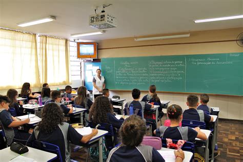 Quatro Escolas Públicas Do Paraná Adotam O Modelo Cívico Militar Do
