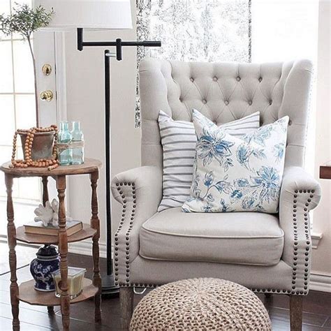 In most living room setups, you should have two accent chairs. Awesome Accent Chair For Living Room 30 (Awesome Accent ...