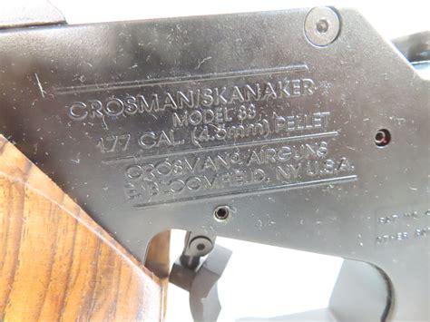 Crosman Model 88 Skanaker Pistol In The Original Case With Accessories