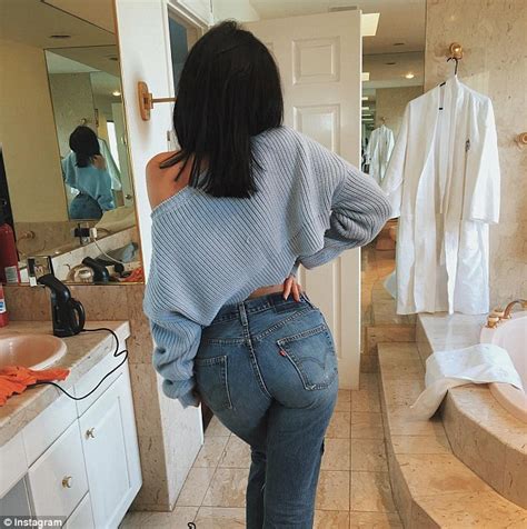 Kylie Jenner Is Making The Levi Wedgie Fit Jeans A Thing Daily Mail