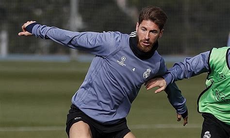 Real Madrid News Sergio Ramos Considers Changing To No 93 Daily Mail