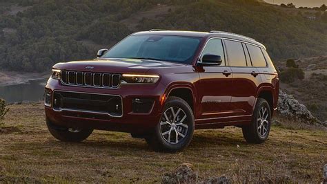 Plug In Hybrid 2022 Jeep Grand Cherokee 4xe Spied Running Completely