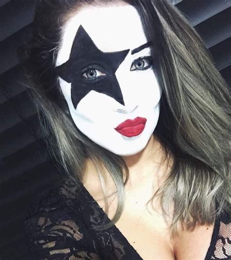 Pin By Martin Hunt On Girls In Kiss Makeup In 2020 Kiss Makeup Face Makeup Halloween Face