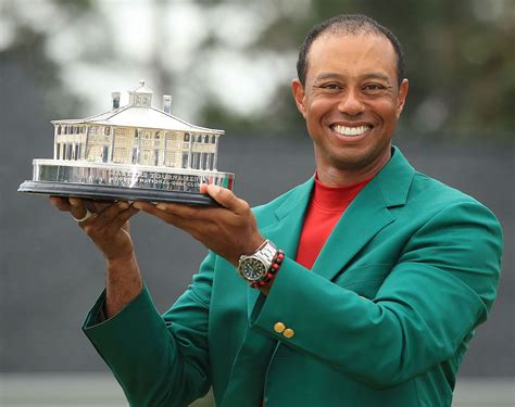 What Are Some Of Tiger Woodss Major Accomplishments In Golf History